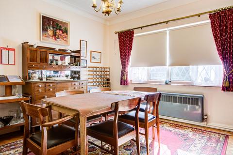 undefined, Warren Road, Leigh-on-sea, SS9