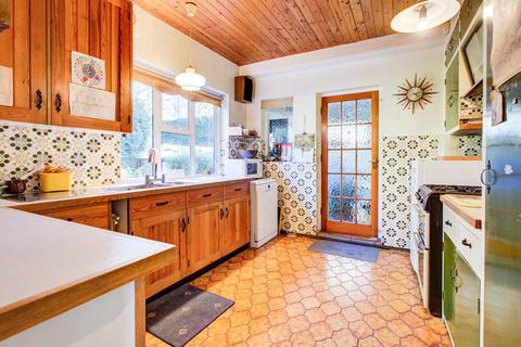 undefined, Warren Road, Leigh-on-sea, SS9