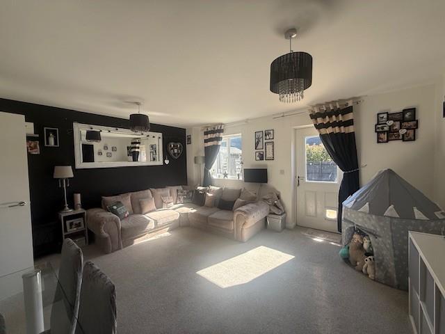 Front room 3.jpg