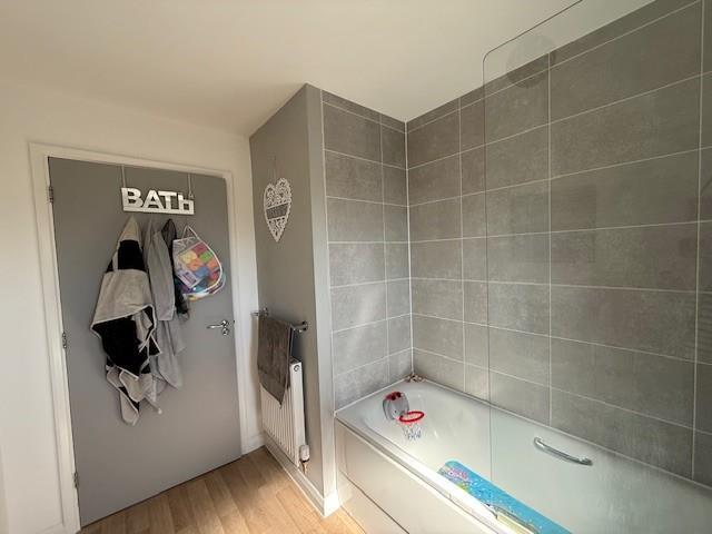 Bathroom 4.jpg