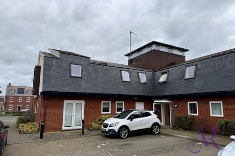 2 bedroom flat for sale, Addenbrookes Road, Newport Pagnell