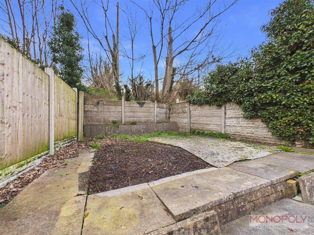 CAM04439 G0-PR0253-STILL016.jpg