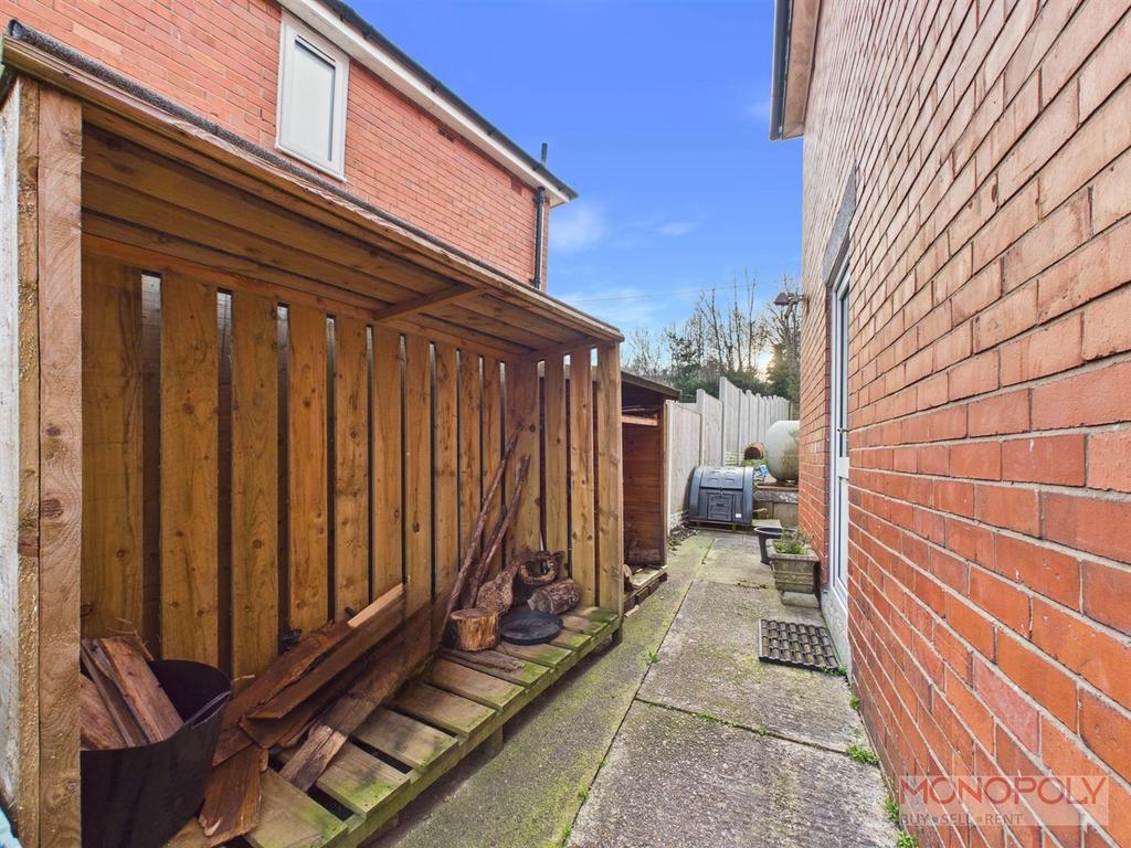 CAM04439 G0-PR0253-STILL020.jpg