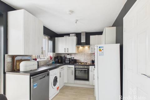 3 bedroom semi-detached house for sale, Queensbury Grove, North Yorkshire TS5