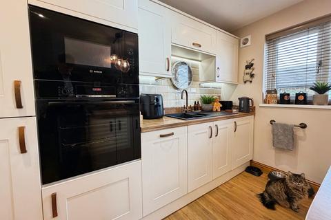 3 bedroom detached house for sale, Edge Lane, West Yorkshire WF12