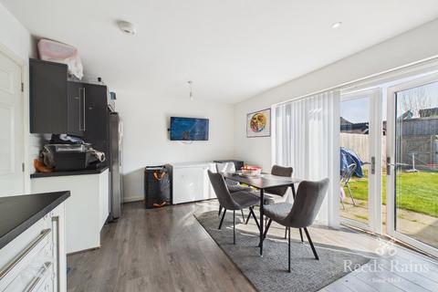 3 bedroom terraced house for sale, Bratton Drive, Greater Manchester M19