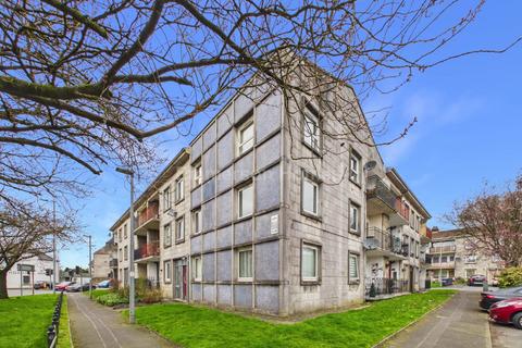 undefined, Thornhill, Johnstone PA5