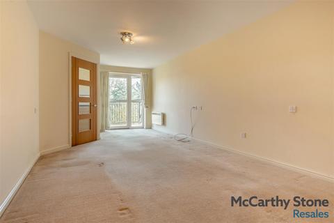 1 bedroom apartment for sale, Isabel Court, Cowick Street, Exeter