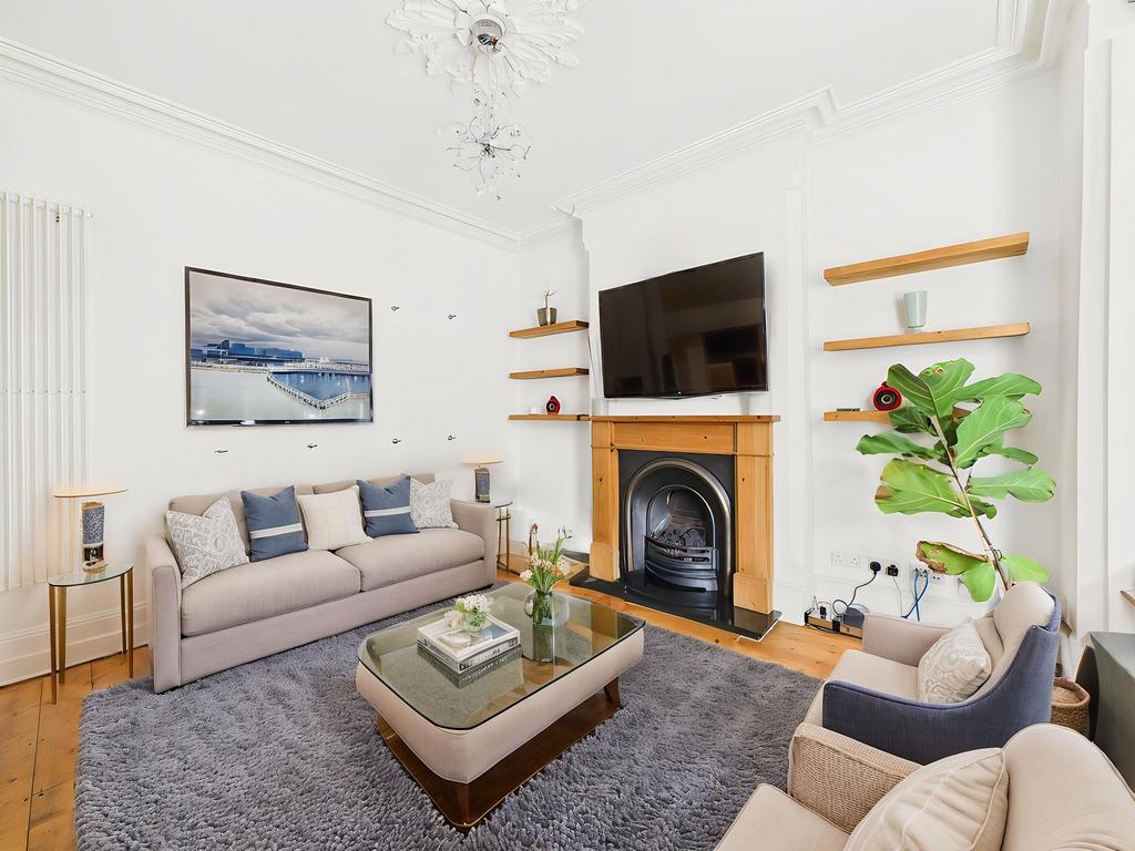 Lounge (Virtually Furnished)