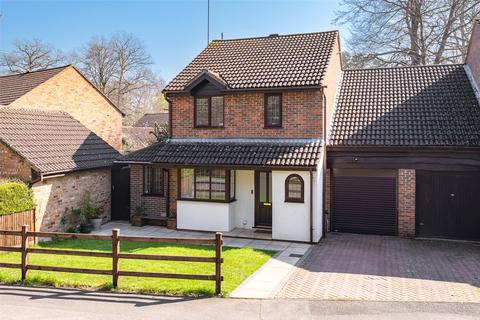 4 bedroom semi-detached house for sale, The Brackens, Berkshire RG45