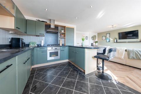 2 bedroom house for sale, Rosslyn Avenue, Perth