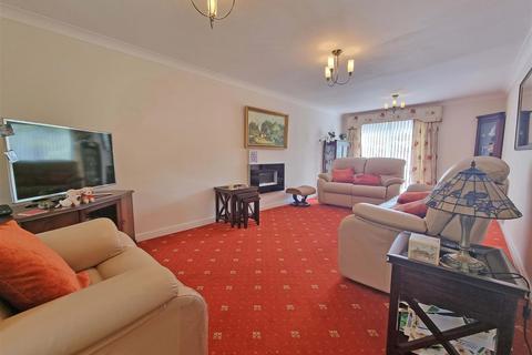 undefined, Houndsfield Lane, Wythall