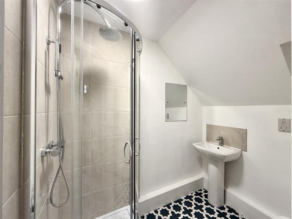 Ground Floor Flat Shower Room