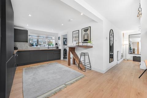 3 bedroom semi-detached house for sale, St. Edmunds Lane, Dunmow, Essex