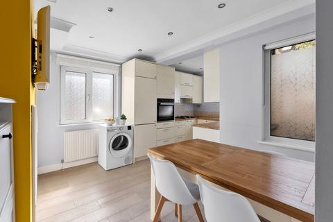 2 bedroom maisonette for sale, Upper Court Road, Epsom KT19