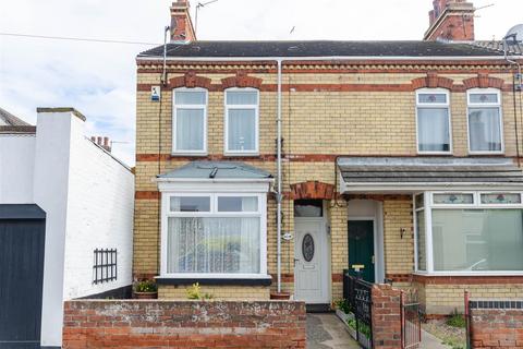 3 bedroom end of terrace house for sale, Arthur Street, Withernsea