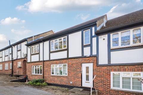 2 bedroom maisonette for sale, Arlington Lodge, Monument Hill, Weybridge, KT13