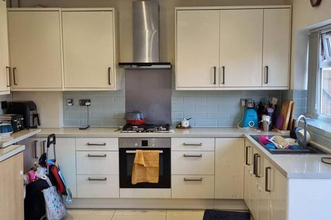 undefined, Hounslow, TW4