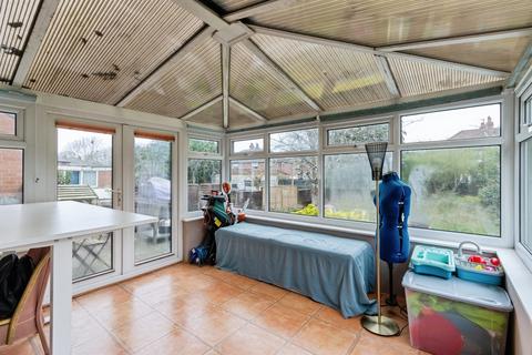 3 bedroom semi-detached house for sale, William Rise, LEEDS