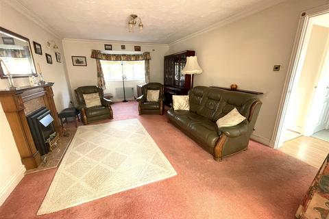 3 bedroom detached bungalow for sale, Oakwood Drive, Gowerton, Swansea