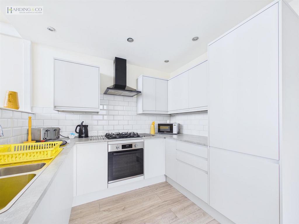 CAM01113 G0-PR0222-STILL002.jpg