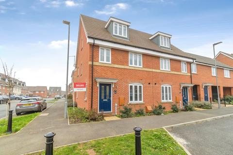 Santa Cruz Avenue, Newton Leys, Bletchley, Milton Keynes, MK3