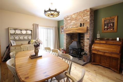 3 bedroom terraced house for sale, Lowson Street, Darlington