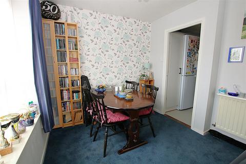 3 bedroom end of terrace house for sale, Medellin Hill, Southfields