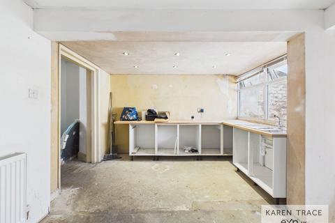 undefined, Fountain Terrace, Par PL24