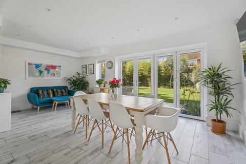 4 bedroom detached house for sale, Pheasant Close, Amersham