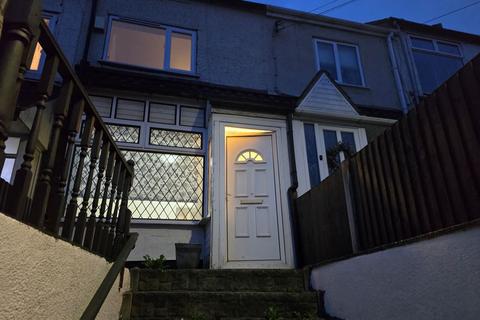 2 bedroom terraced house for sale, Newford Crescent, Stoke-on-Trent ST2