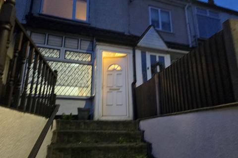 2 bedroom terraced house for sale, Newford Crescent, Stoke-on-Trent ST2