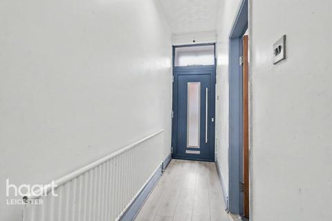 5 bedroom semi-detached house for sale, St Peters Road, Leicester