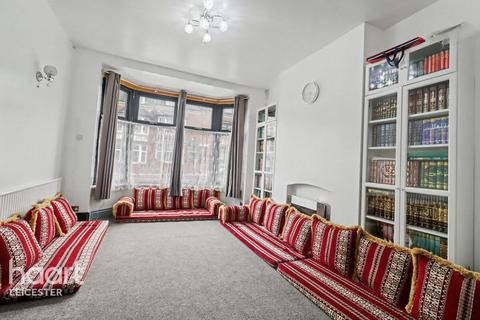 5 bedroom semi-detached house for sale, St Peters Road, Leicester