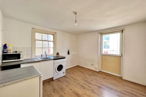 1 bedroom flat for sale, The Crescent, 47 Sea Front, Hayling Island, Hampshire, PO11