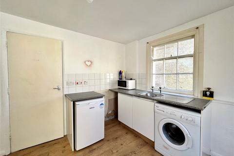 1 bedroom flat for sale, The Crescent, 47 Sea Front, Hayling Island, Hampshire, PO11