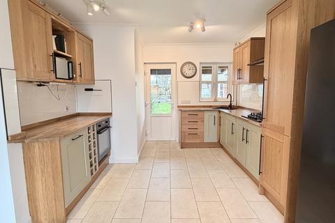 3 bedroom end of terrace house for sale, Dan Y Crug, Llandovery, Carmarthenshire.
