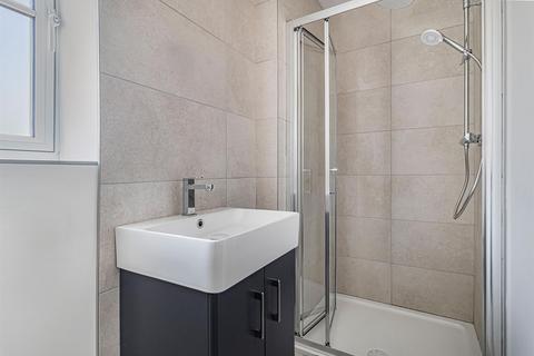 undefined, High Street, Chippenham CB7