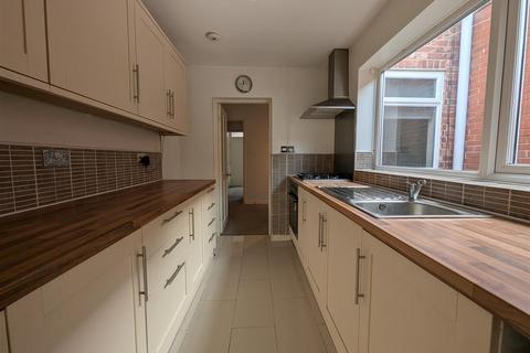 2 bedroom terraced house for sale, Chandos Street, Darlington