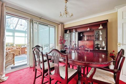 4 bedroom detached house for sale, Dorset Close, Tamworth