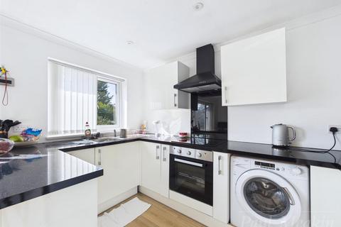 1 bedroom flat for sale, Ladygrove, Croydon