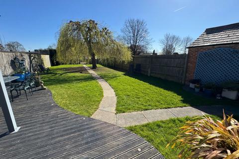 undefined, Station Road, Buckingham MK18