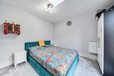 undefined, Field End Road, Ruislip