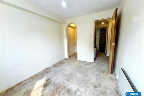 undefined, Pasteur Close, London