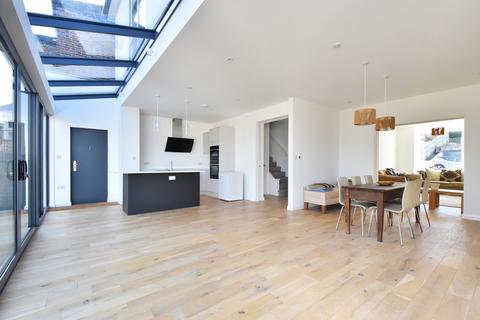 3 bedroom terraced house for sale, Canonbie Road,  London, SE23