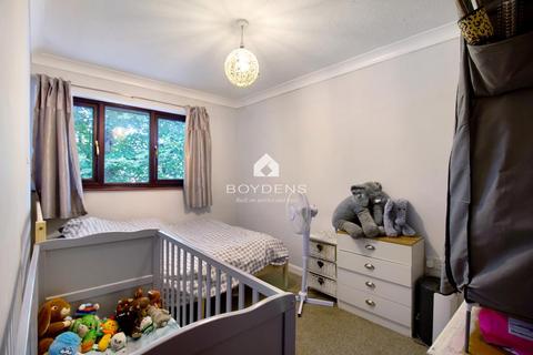 2 bedroom cluster house to rent, Tollgate Court, London Road, Colchester CO3