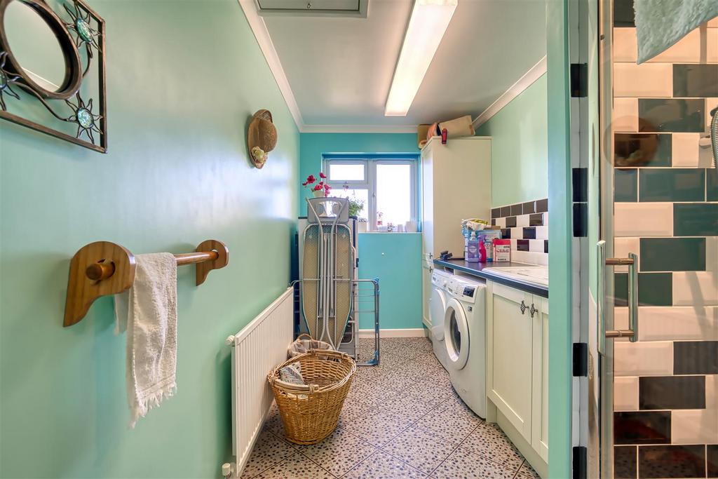 SNY01613 hdr.jpg