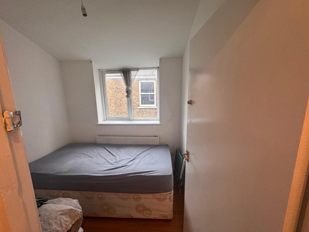 1-Bedroom First Floor Flat – Southall UB1