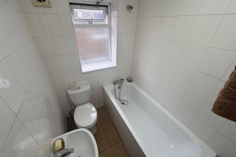 1 bedroom flat to rent, Southall, UB1