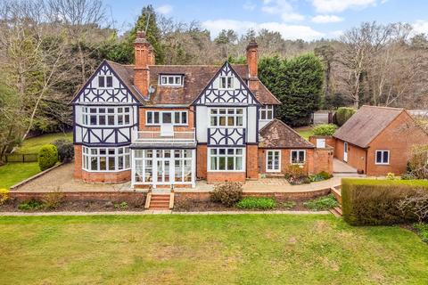 undefined, London Road, Camberley, GU15